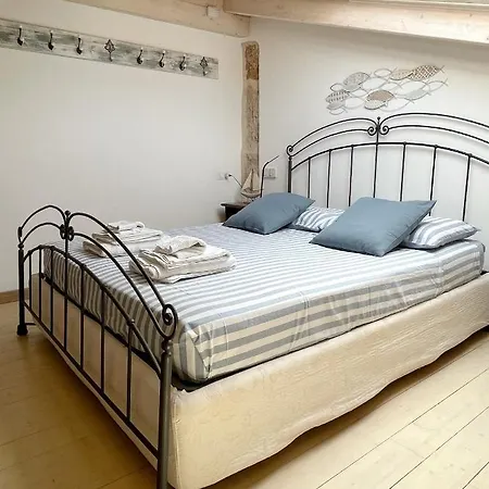 Domo Del Convento 아파트 알게로